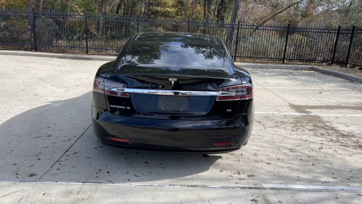 2017 Tesla Model S 5YJSA1E14HF228478