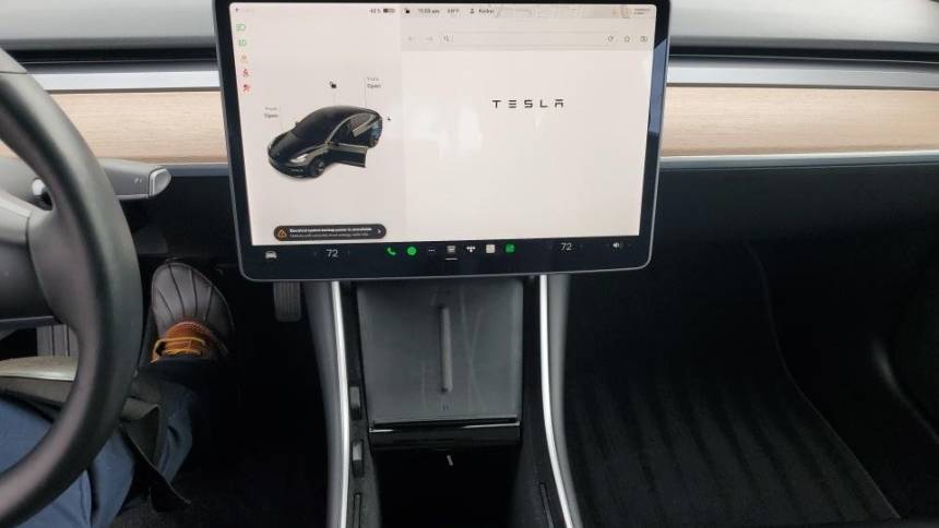 2018 Tesla Model 3 5YJ3E1EA0JF070123