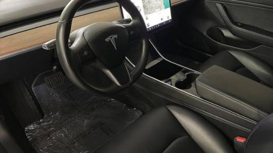 2018 Tesla Model 3 5YJ3E1EB3JF185761