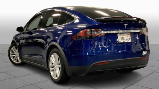 2016 Tesla Model X 5YJXCBE22GF005725