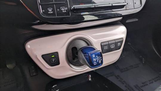 2018 Toyota Prius Prime JTDKARFP3J3075743