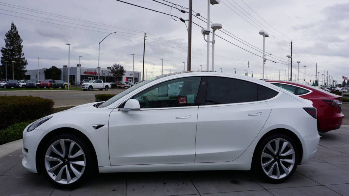 2017 Tesla Model 3 5YJ3E1EA9HF003739
