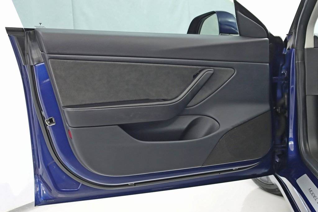 2018 Tesla Model 3 5YJ3E1EB9JF054799