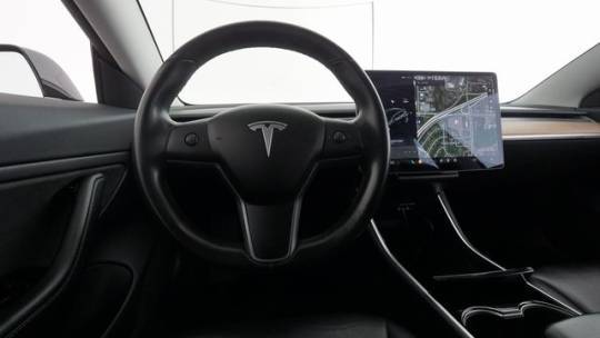 2018 Tesla Model 3 5YJ3E1EB6JF071785