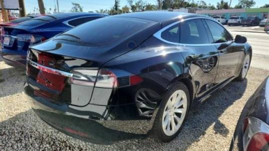2016 Tesla Model S 5YJSA1E14GF174968