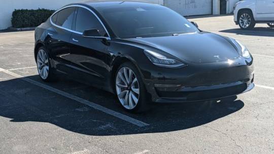 2018 Tesla Model 3 5YJ3E1EB8JF082674