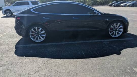 2018 Tesla Model 3 5YJ3E1EB8JF082674