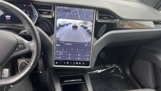 2018 Tesla Model X 5YJXCAE20JF114024
