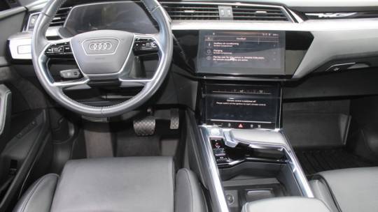 2019 Audi e-tron WA1VAAGE2KB006488