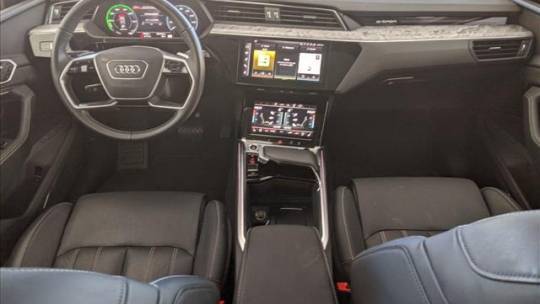 2021 Audi e-tron WA1VAAGE5MB015902