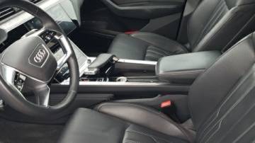 2019 Audi e-tron WA1VAAGEXKB007341