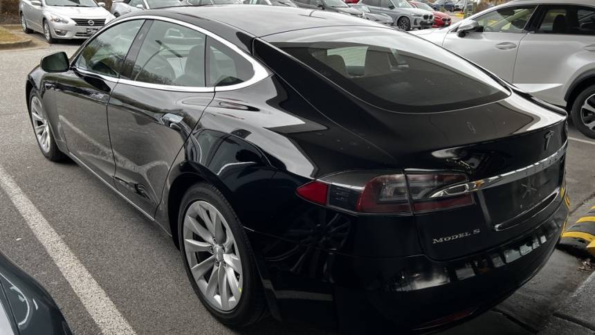 2018 Tesla Model S 5YJSA1E25JF286551