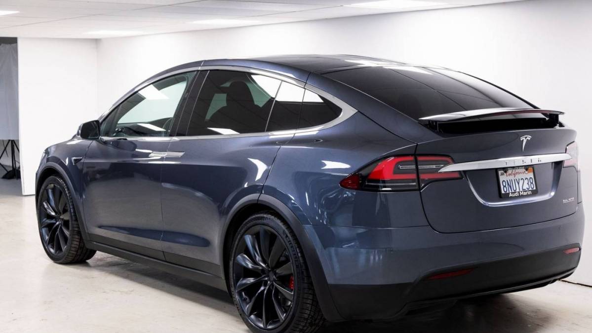 2020 Tesla Model X 5YJXCAE40LF243966