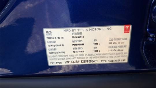 2015 Tesla Model S 5YJSA1S22FF093401