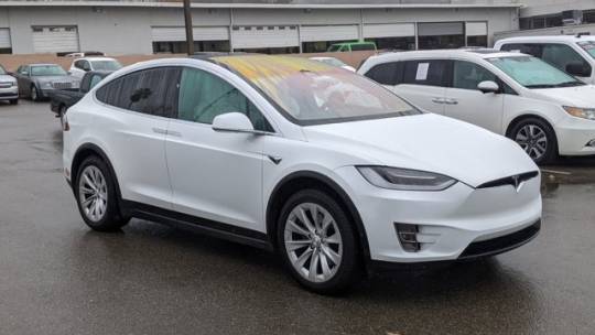 2017 Tesla Model X 5YJXCBE23HF053686