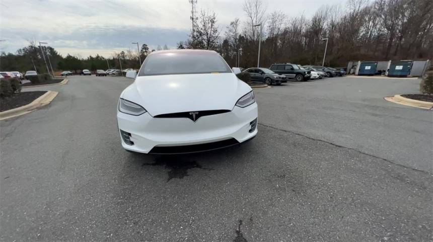 2019 Tesla Model X 5YJXCAE45KF149421