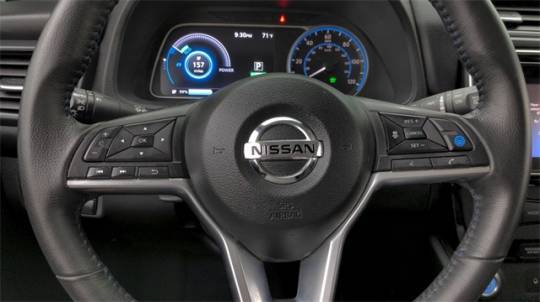 2018 Nissan LEAF 1N4AZ1CP5JC302155