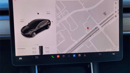 2018 Tesla Model 3 5YJ3E1EB2JF184388