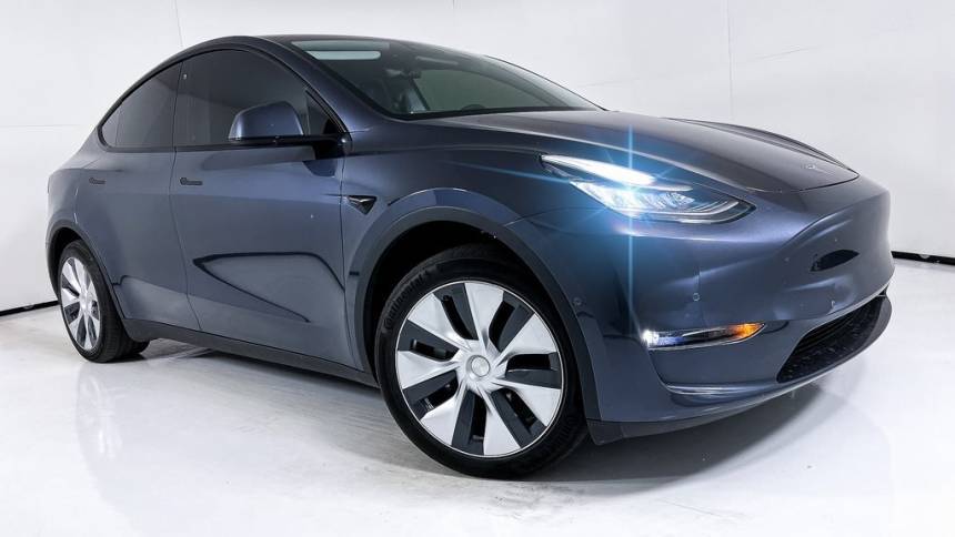 2020 Tesla Model Y 5YJYGDEE8LF013658