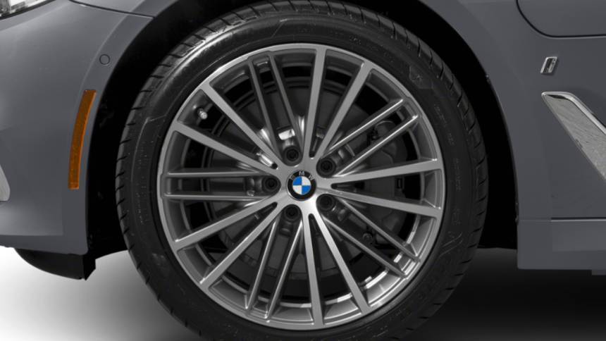 2019 BMW 5 Series WBAJB1C56KB375438