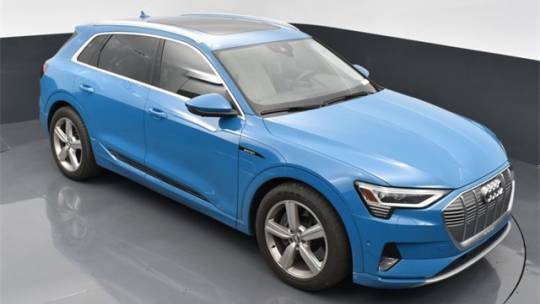 2019 Audi e-tron WA1LAAGE8KB020368