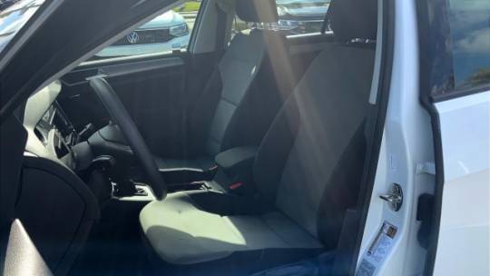 2016 Volkswagen e-Golf WVWKP7AU6GW911746
