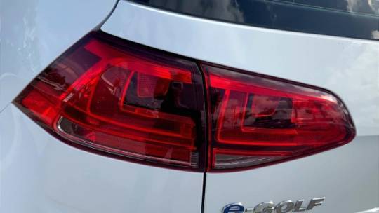 2016 Volkswagen e-Golf WVWKP7AU6GW911746
