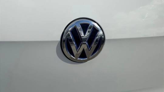 2016 Volkswagen e-Golf WVWKP7AU6GW911746