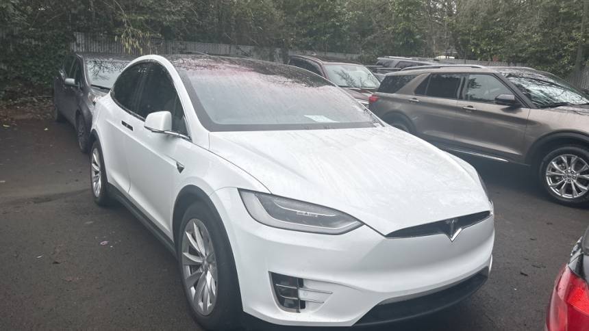 2016 Tesla Model X 5YJXCDE28GF025974