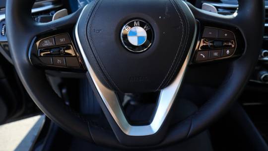 2020 BMW 5 Series WBAJA9C04LCE34104