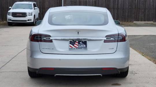 2016 Tesla Model S 5YJSA1E29GF122454