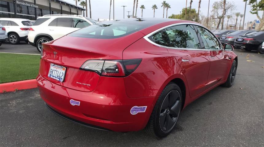 2019 Tesla Model 3 5YJ3E1EB9KF361620
