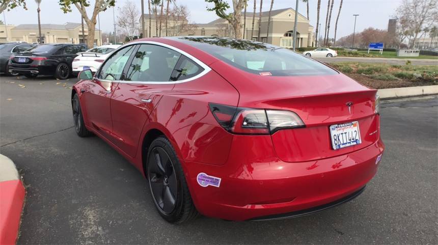 2019 Tesla Model 3 5YJ3E1EB9KF361620