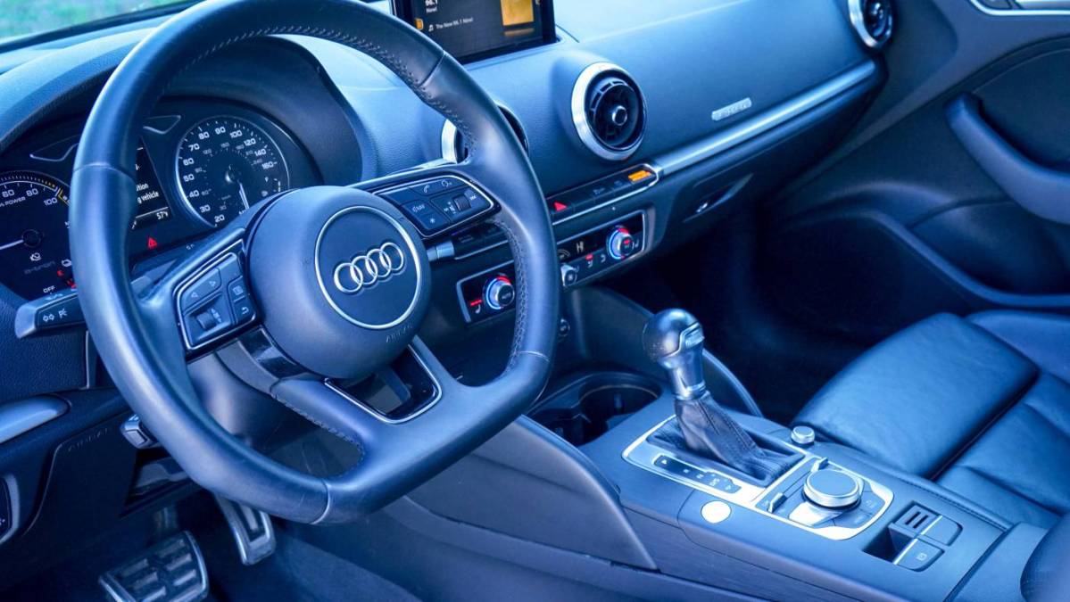 2018 Audi A3 Sportback e-tron WAUUPBFF1JA104851