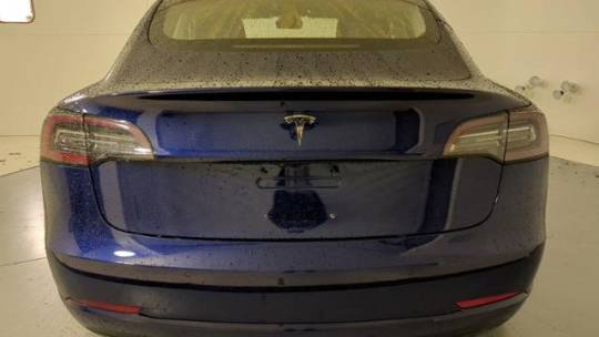 2018 Tesla Model 3 5YJ3E1EAXJF042071