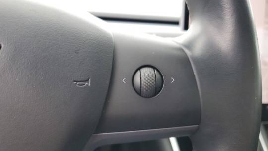 2018 Tesla Model 3 5YJ3E1EB4JF088925