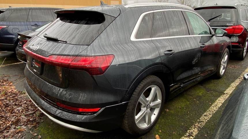 2019 Audi e-tron WA1VABGE4KB013304