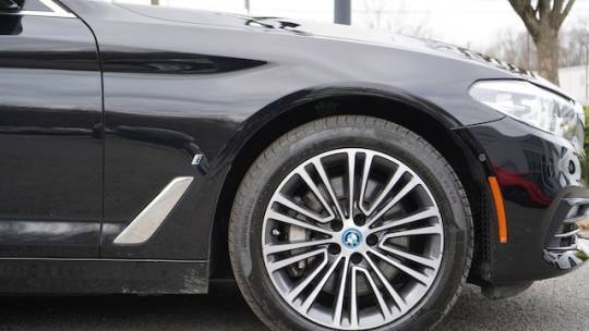 2018 BMW 5 Series WBAJB1C58JB374774