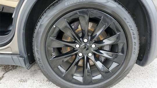 2016 Tesla Model X 5YJXCBE29GF005771