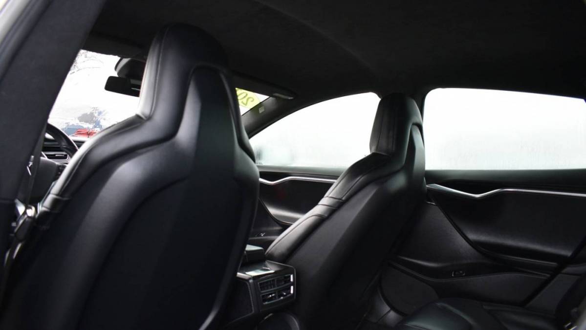 2016 Tesla Model S 5YJSA1E26GF147229