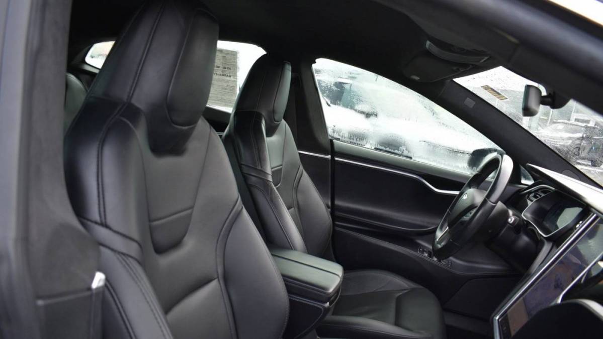 2016 Tesla Model S 5YJSA1E26GF147229