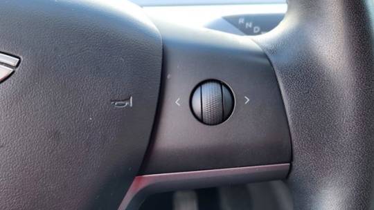 2020 Tesla Model 3 5YJ3E1EB7LF668429