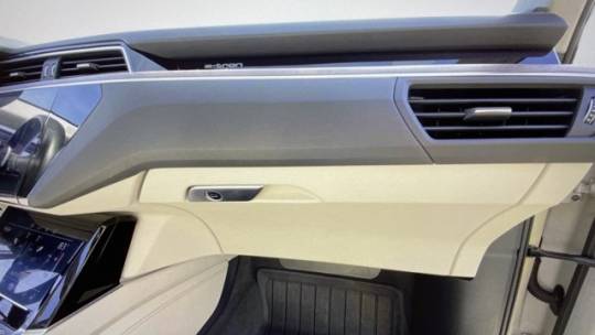 2019 Audi e-tron WA1LABGE1KB012389