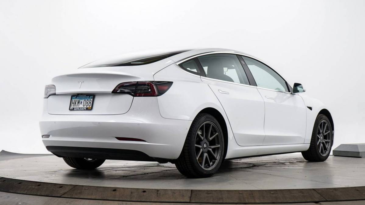 2018 Tesla Model 3 5YJ3E1EA0JF007538