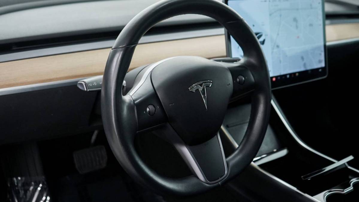2018 Tesla Model 3 5YJ3E1EA0JF007538