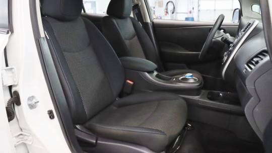 2016 Nissan LEAF 1N4AZ0CP5GC300747