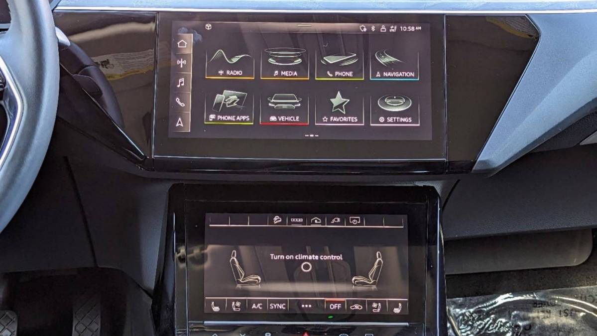 2021 Audi e-tron WA12AAGEXMB006065