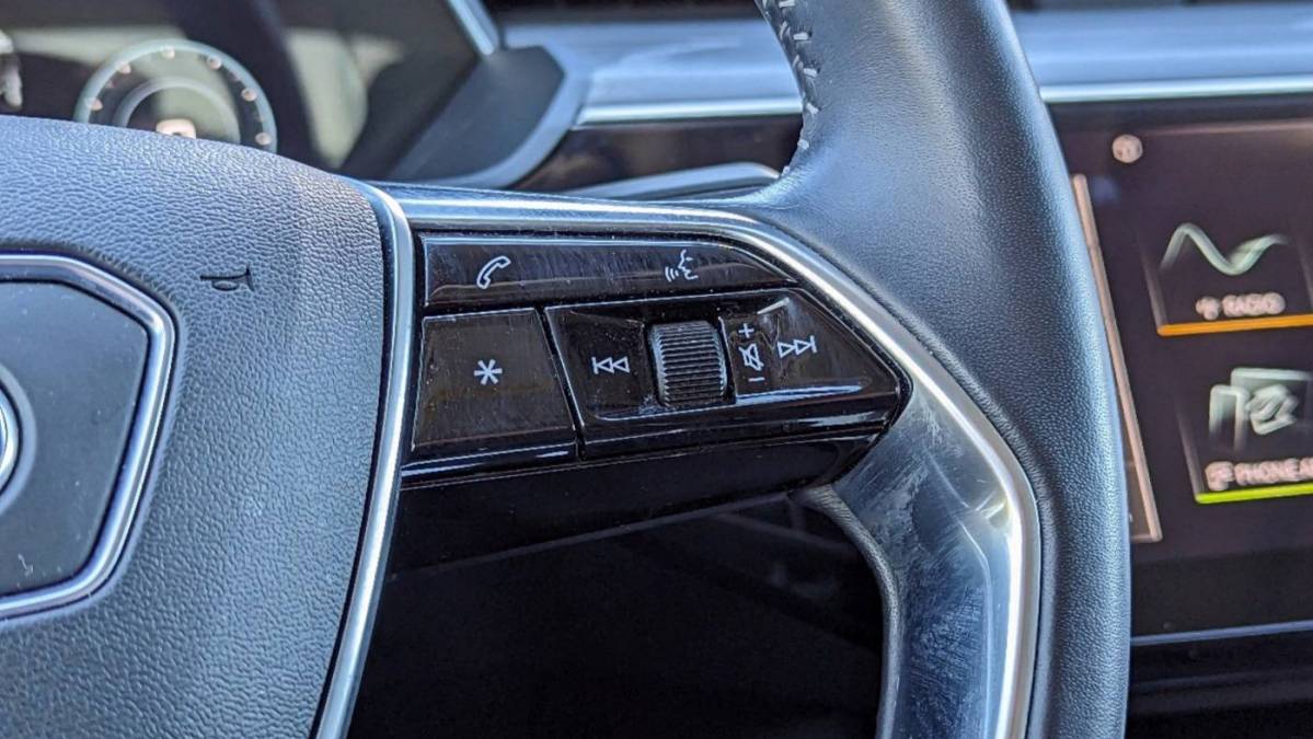2021 Audi e-tron WA12AAGEXMB006065