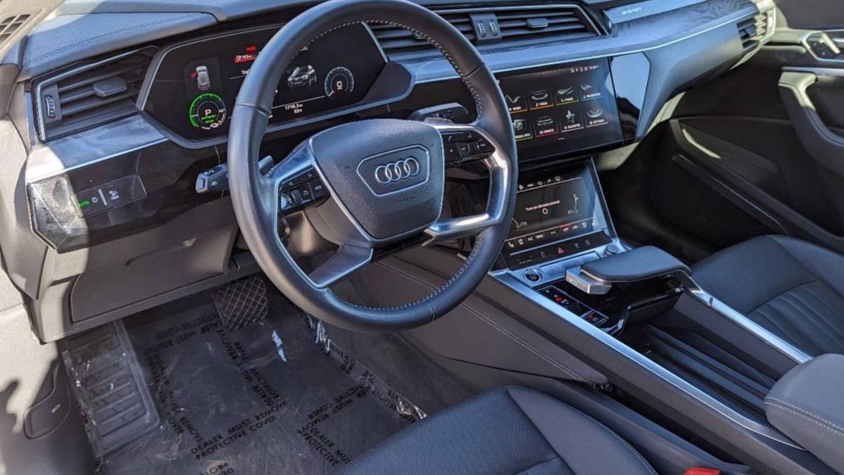 2021 Audi e-tron WA12AAGEXMB006065
