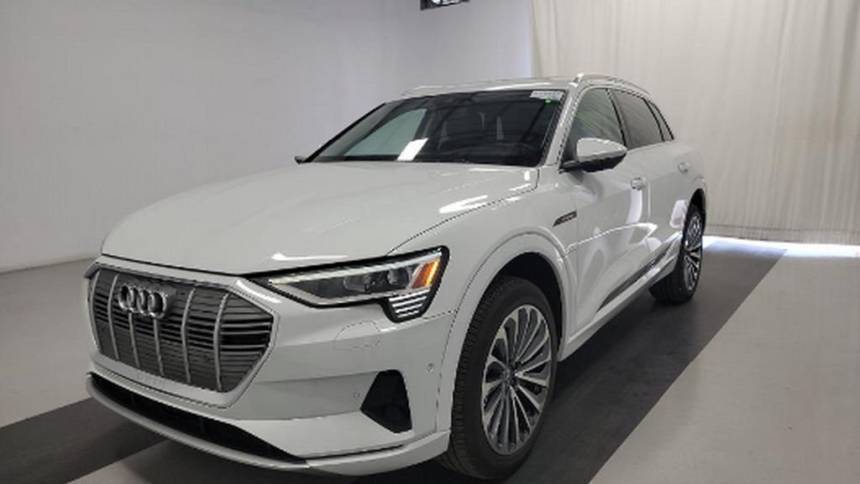 2019 Audi e-tron WA1VAAGE9KB005399